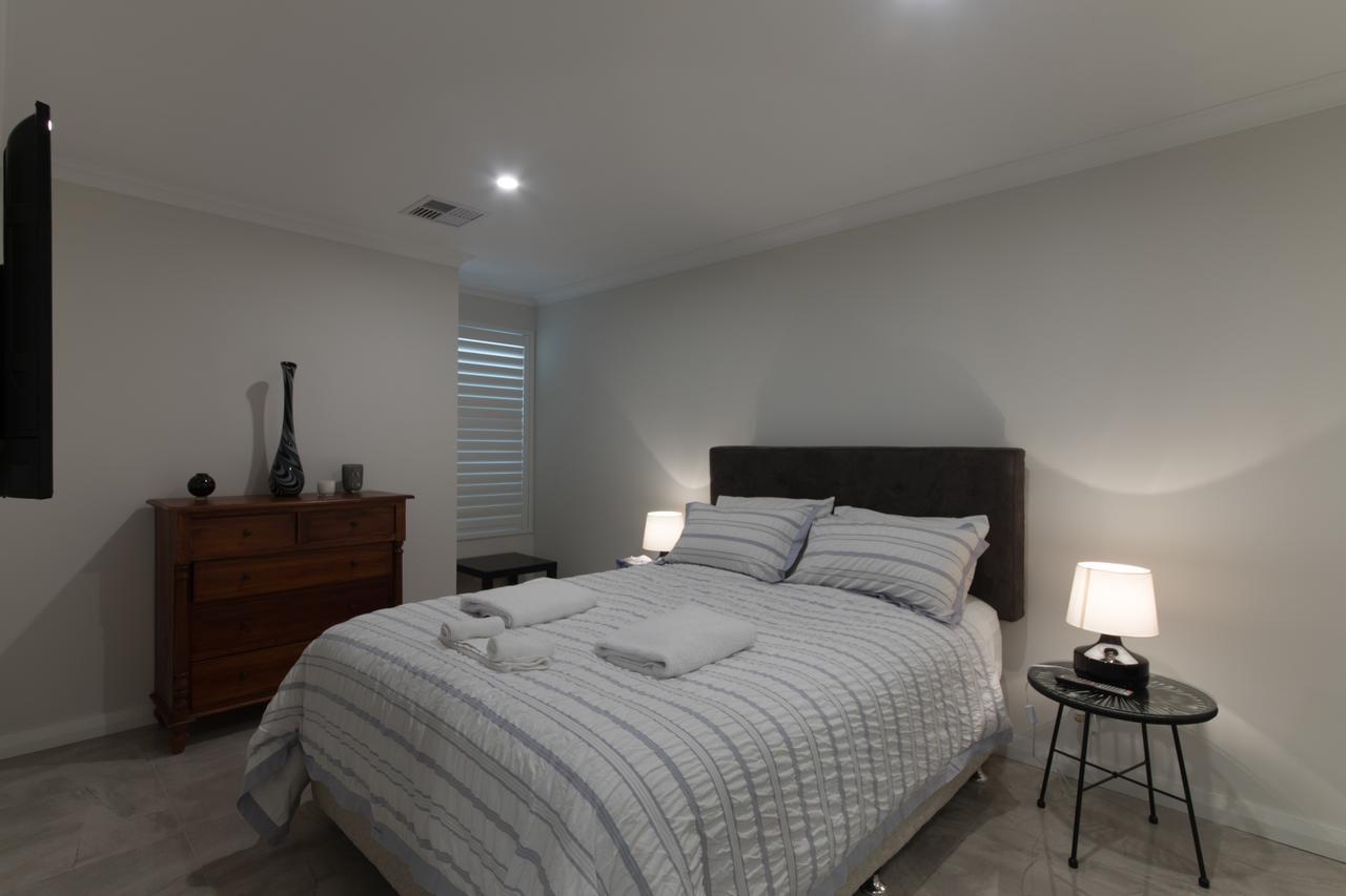 Epsom On Swan Bed & Breakfast (Adults Only) เพิร์ท ภายนอก รูปภาพ