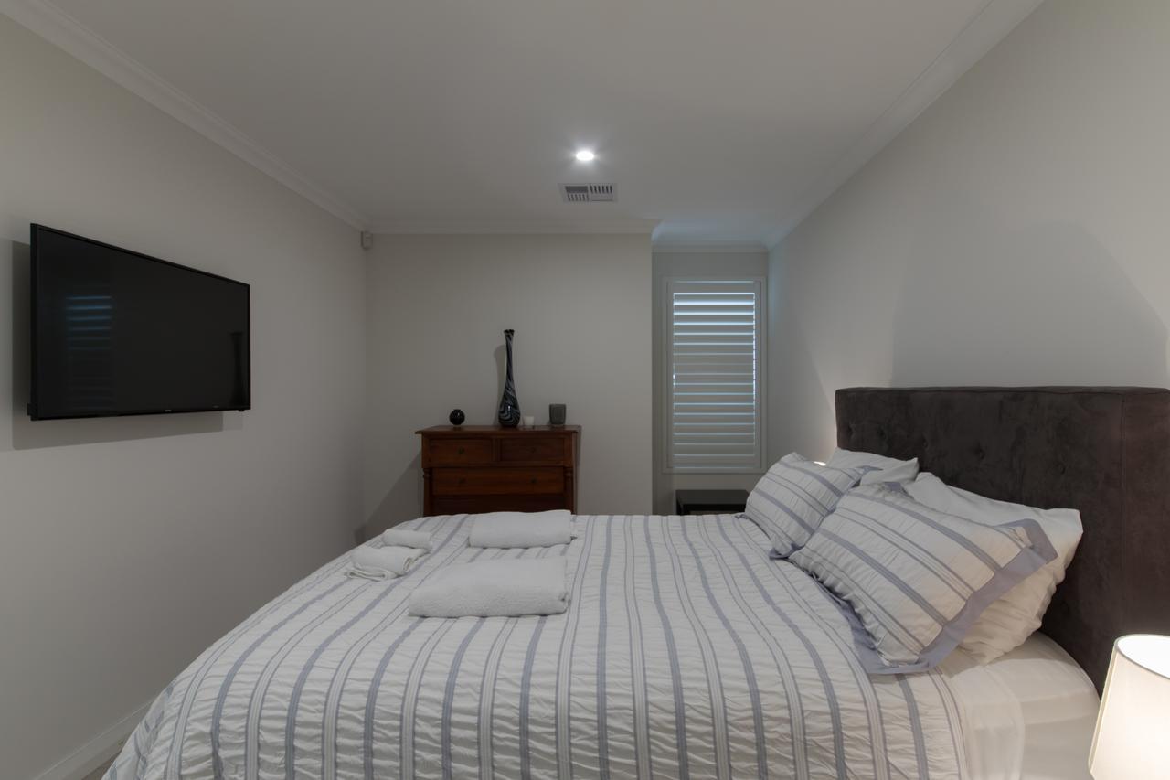 Epsom On Swan Bed & Breakfast (Adults Only) เพิร์ท ภายนอก รูปภาพ